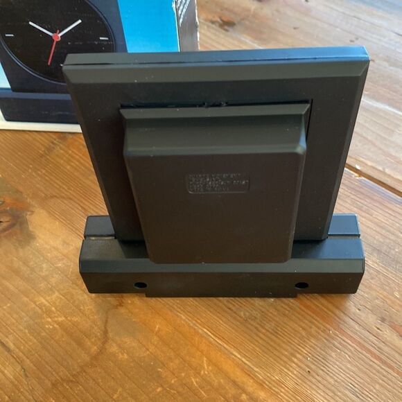 Vintage Suntone Designer Desk Clock Analog Black - Picture 3 of 12